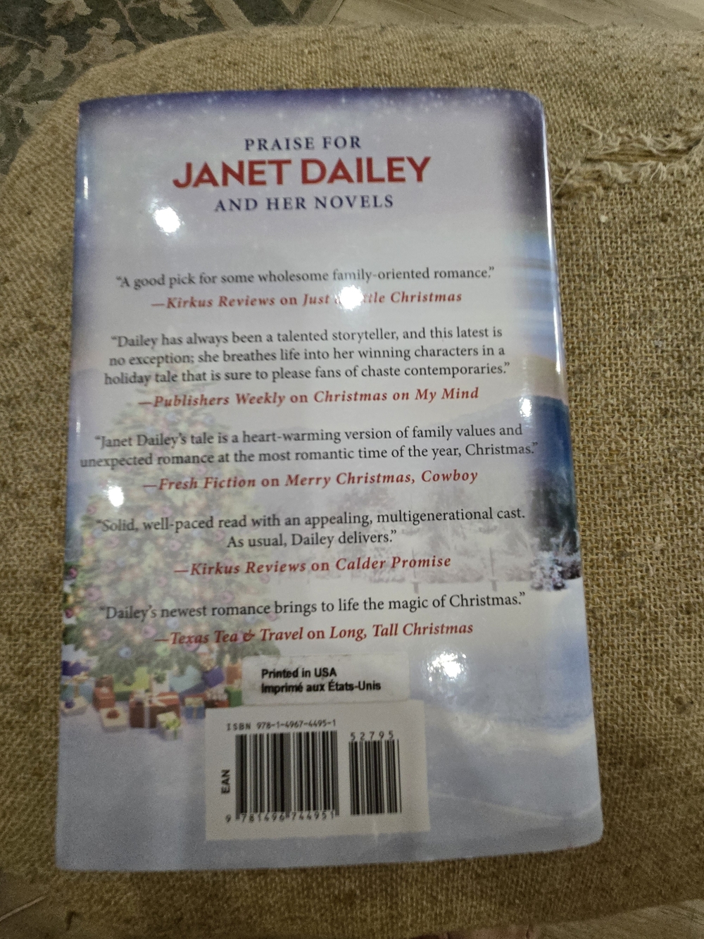 Evergreen Christmas by Janet Dailey - Festive Hardcover-Style Paperback - Picture 3 of 3
